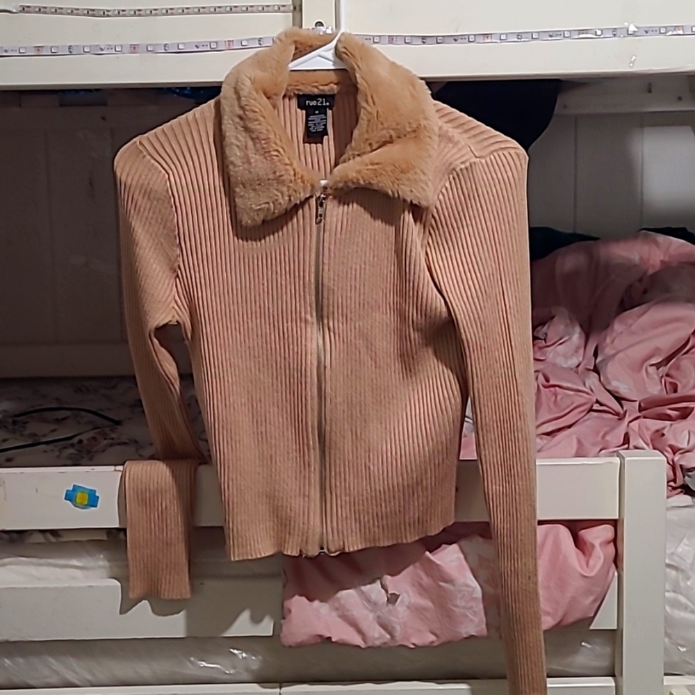 Zipper long-sleeved with short fur collar